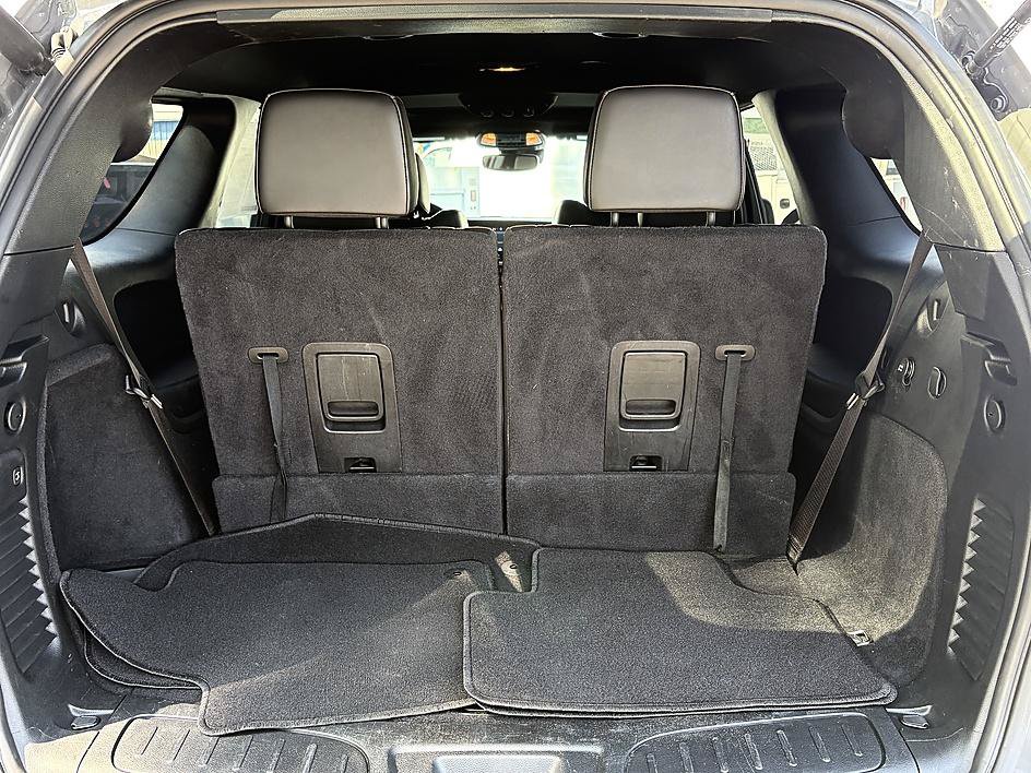 Used 2023 Dodge Durango R/T AWD/4WD image 10