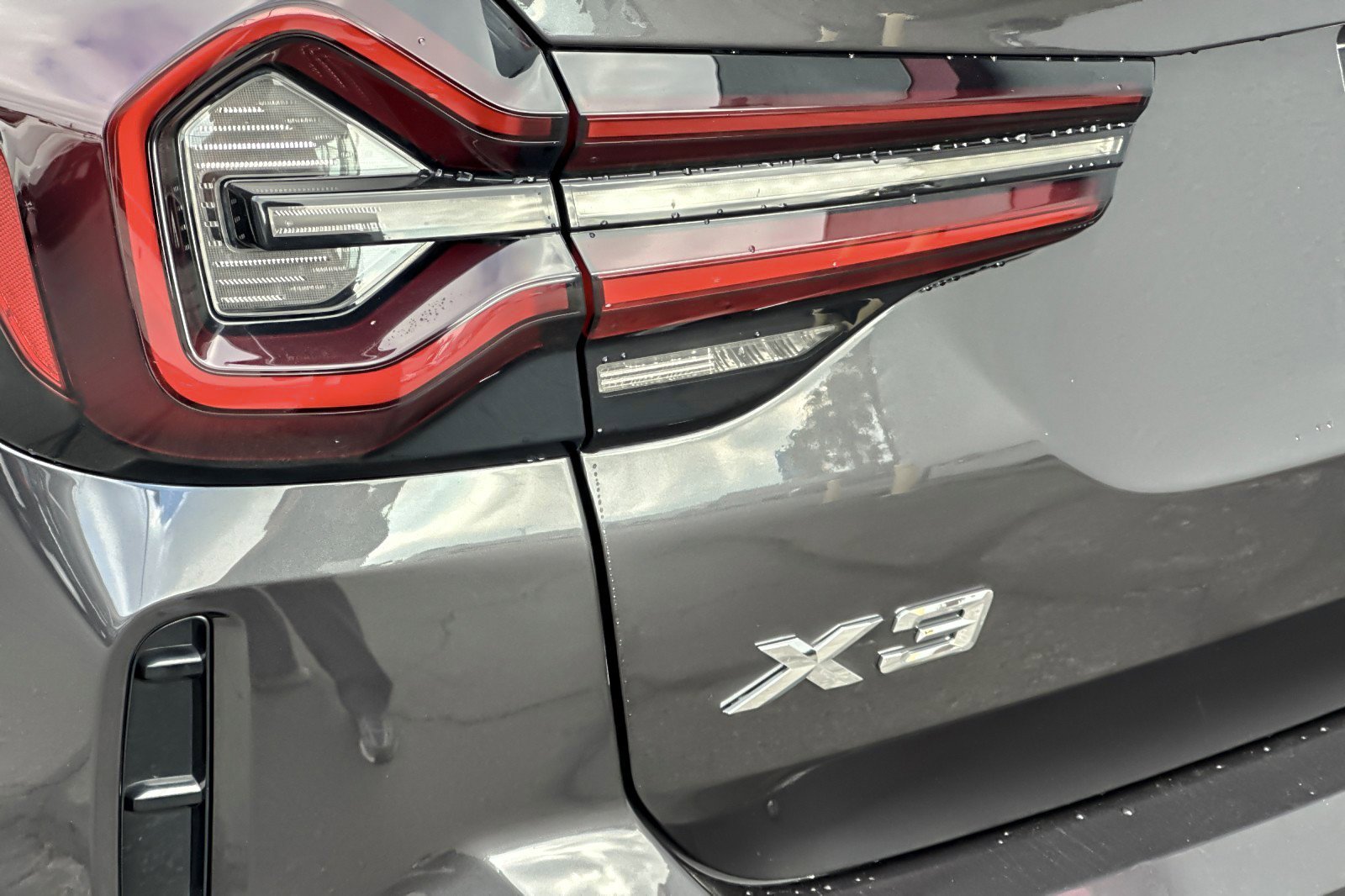 Used 2024 BMW X3 sDrive30i w/ M Sport Package image 27