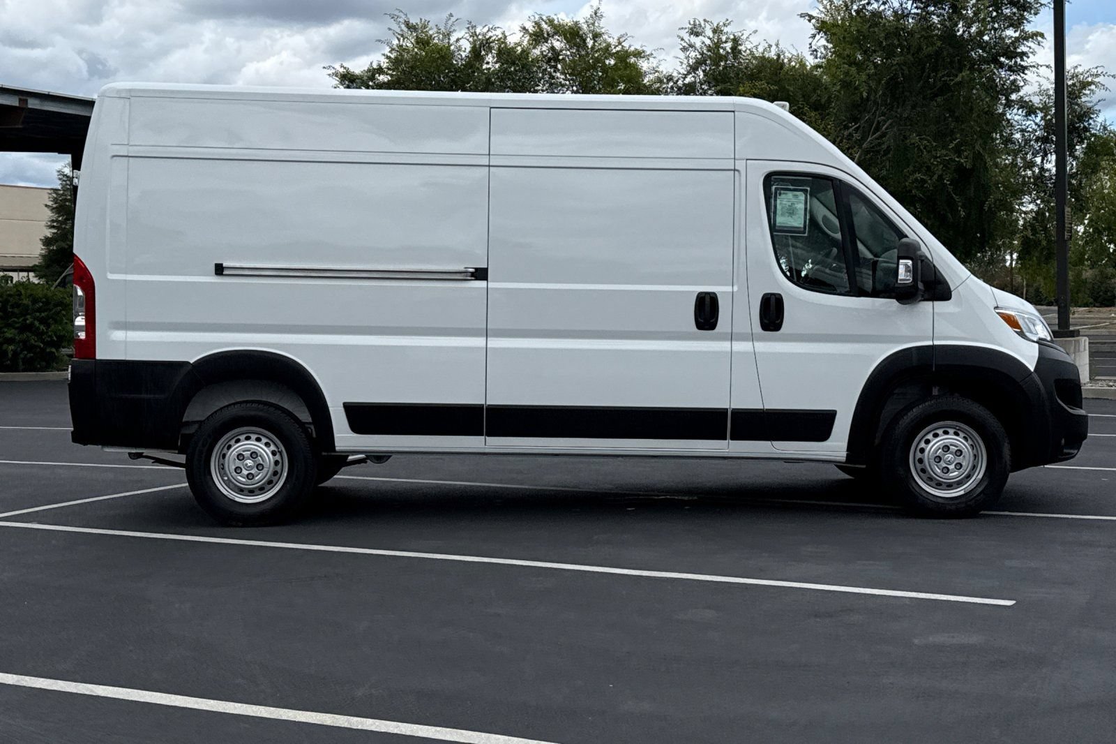 Used 2026 RAM ProMaster 2500 w/ Convenience Group FWD image 7
