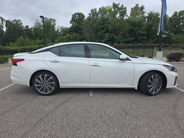 New 2025 Nissan Altima 2.5 SL image 21