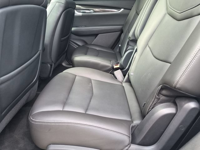 Used 2023 Cadillac XT6 Sport w/ Technology Package AWD/4WD image 15