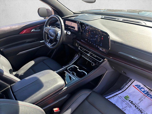 Used 2025 Chevrolet Traverse Z71 w/ Driver Confidence Package AWD/4WD image 26