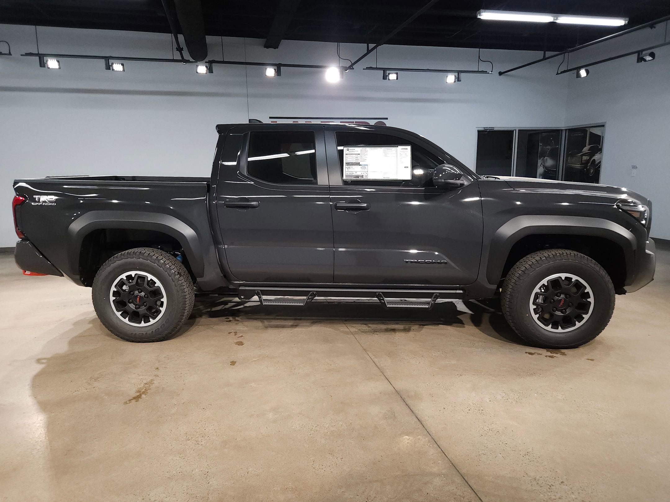 New 2026 Toyota Tacoma TRD Off-Road AWD/4WD image 8