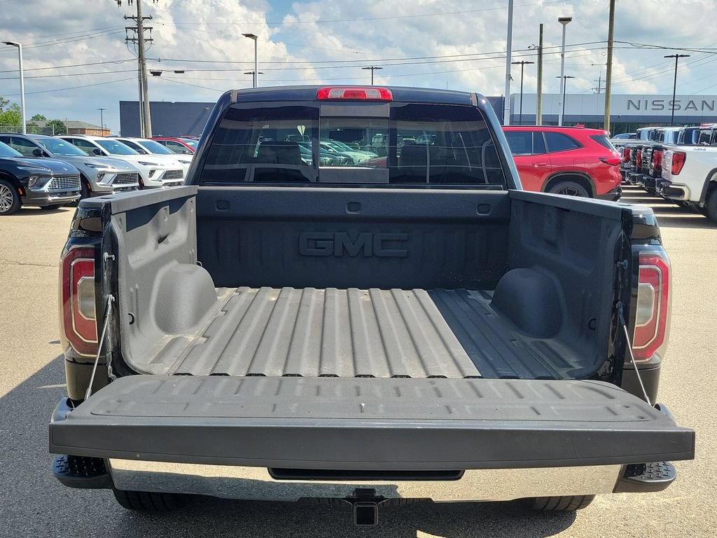 Used 2018 GMC Sierra 1500 SLT AWD/4WD image 8