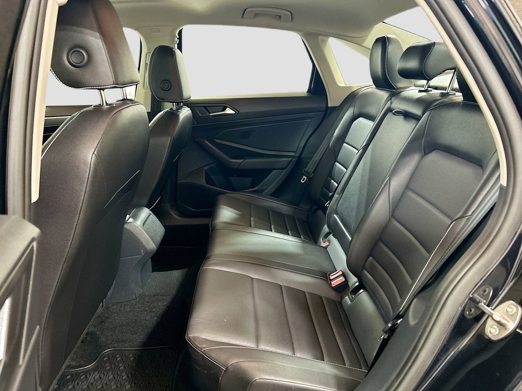 Used 2024 Volkswagen Jetta SE image 22
