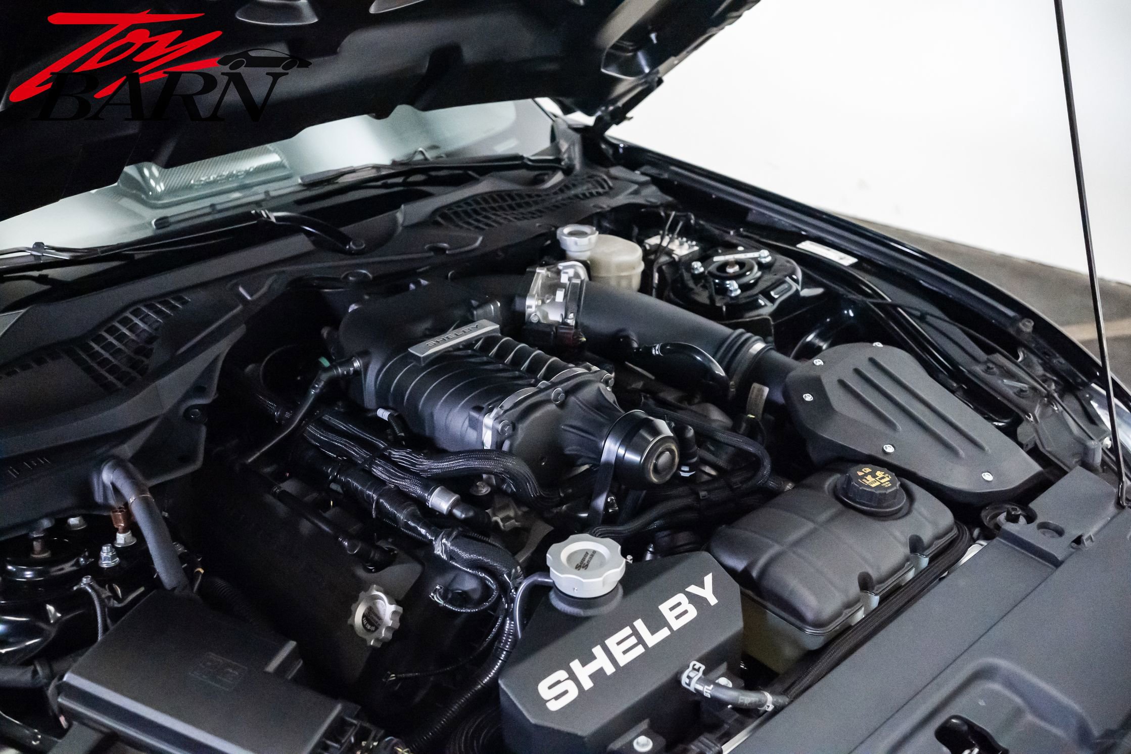 Used 2017 Ford Mustang GT Premium w/ Equipment Group 401A RWD image 61