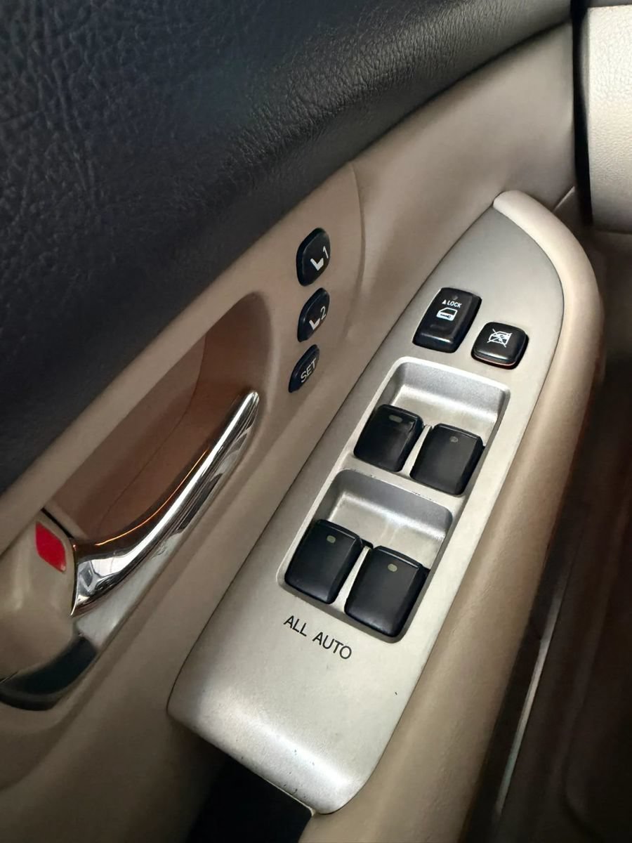 Used 2006 Lexus RX 400h AWD image 24