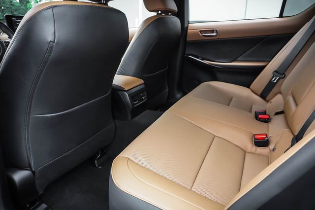 Certified 2025 Lexus IS 300 F Sport image 21