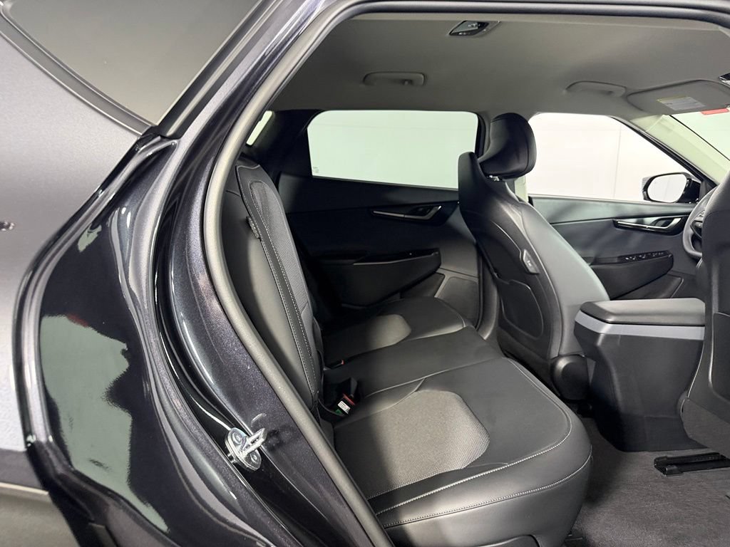 Used 2025 Kia EV6 Light RWD image 28