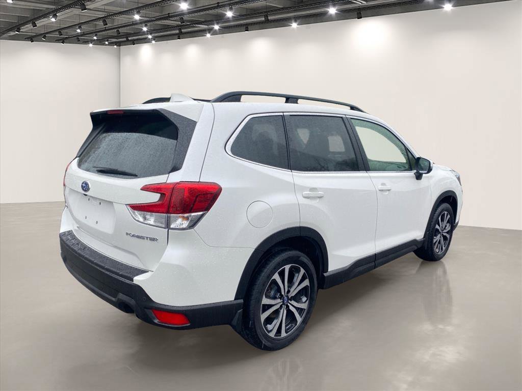 Used 2021 Subaru Forester Limited AWD/4WD image 7