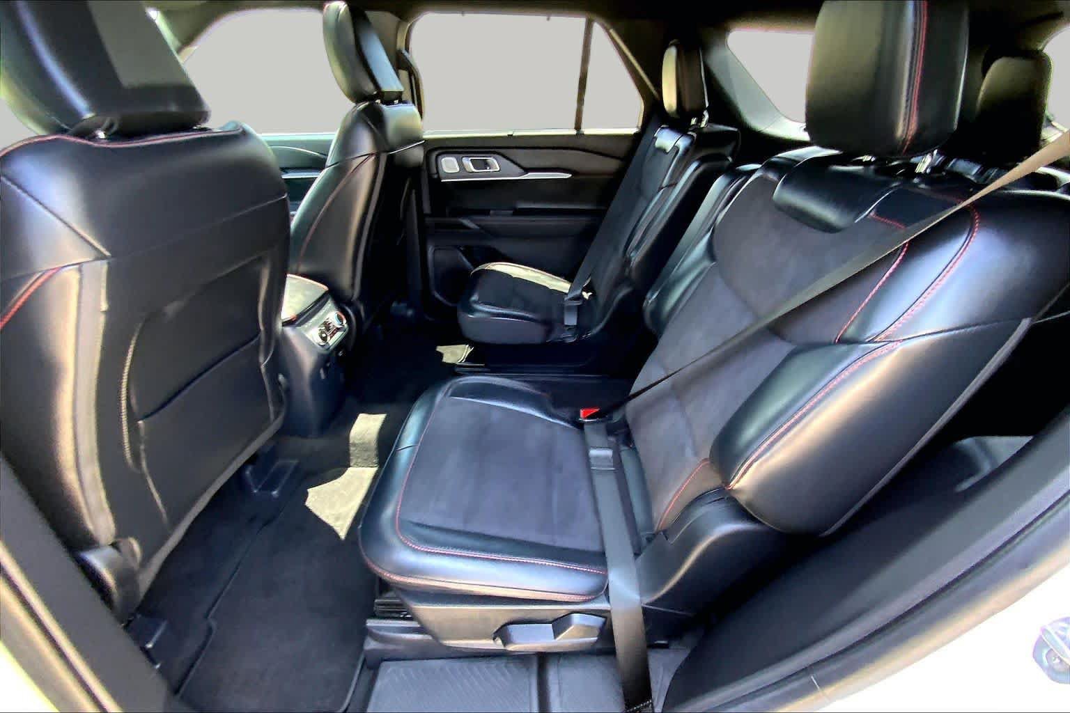 Used 2025 Ford Explorer ST AWD/4WD image 20