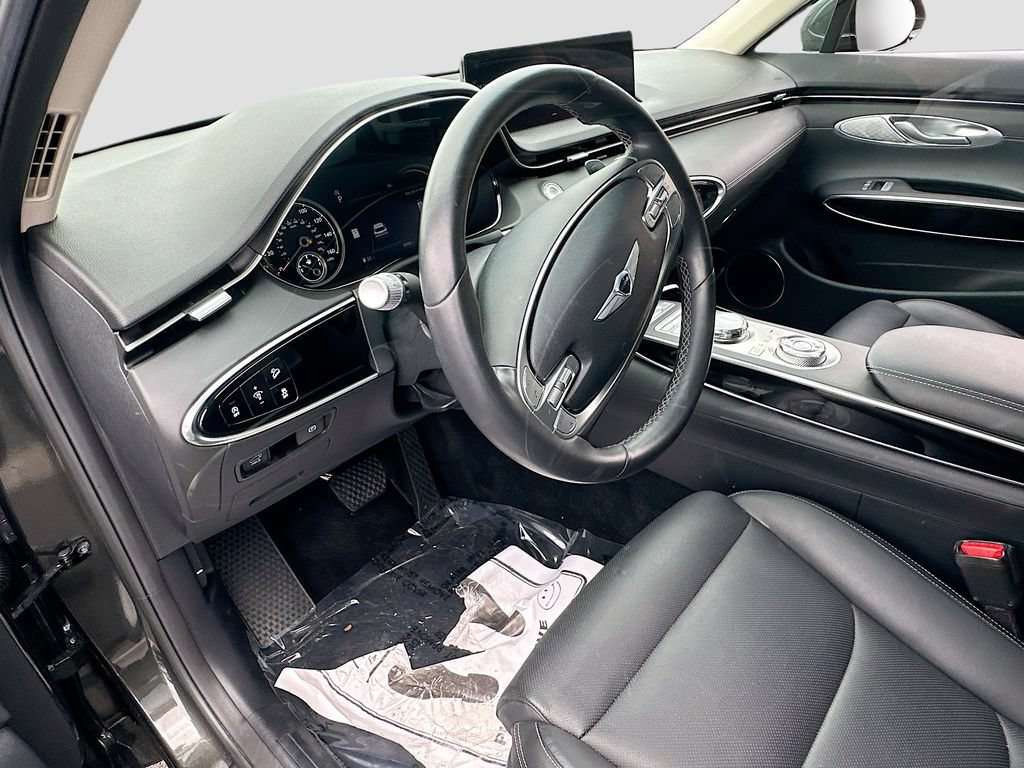 Used 2025 Genesis GV70 2.5T AWD/4WD image 9