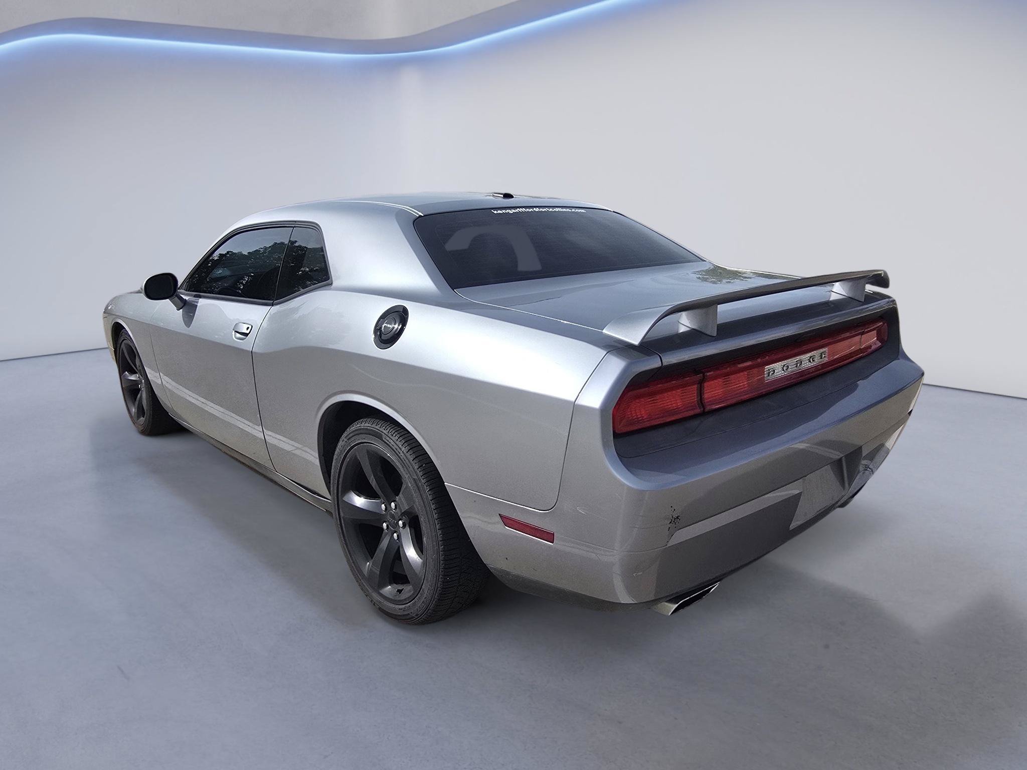 Used 2013 Dodge Challenger R/T w/ Blacktop Pkg RWD image 3