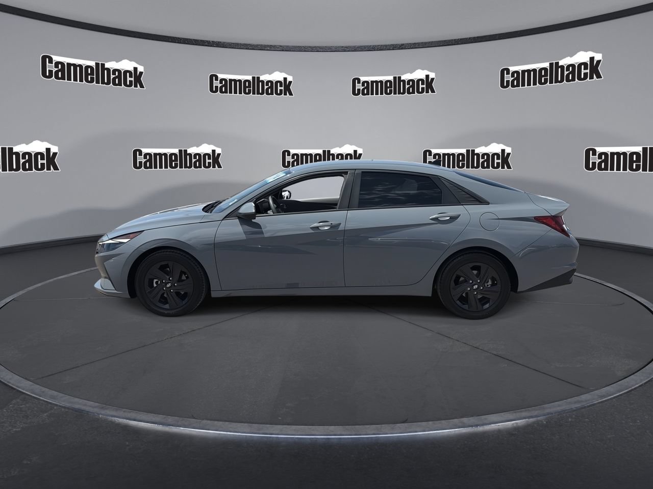 Certified 2023 Hyundai Elantra SEL w/ Cargo Package FWD image 4