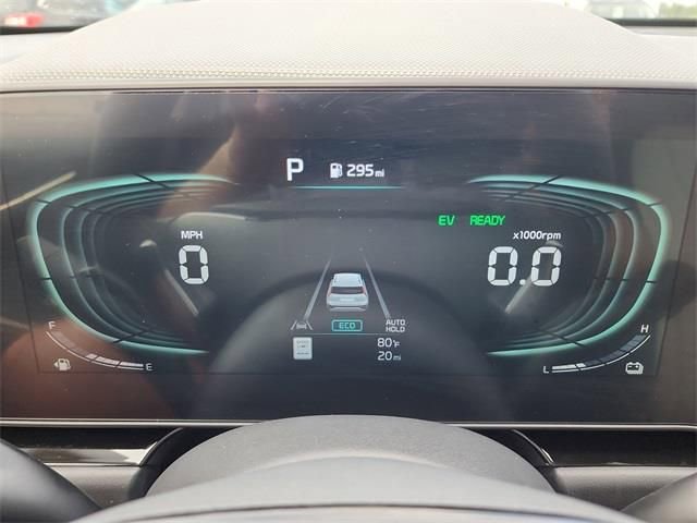 New 2025 Kia Niro SX Touring image 26