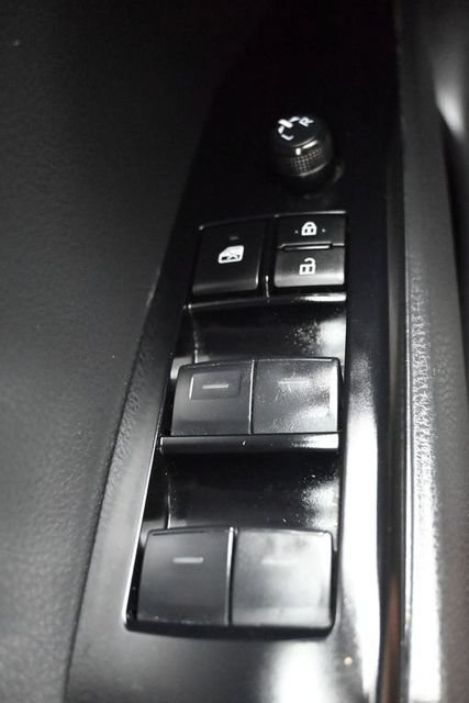 Used 2025 Toyota Camry LE FWD image 27