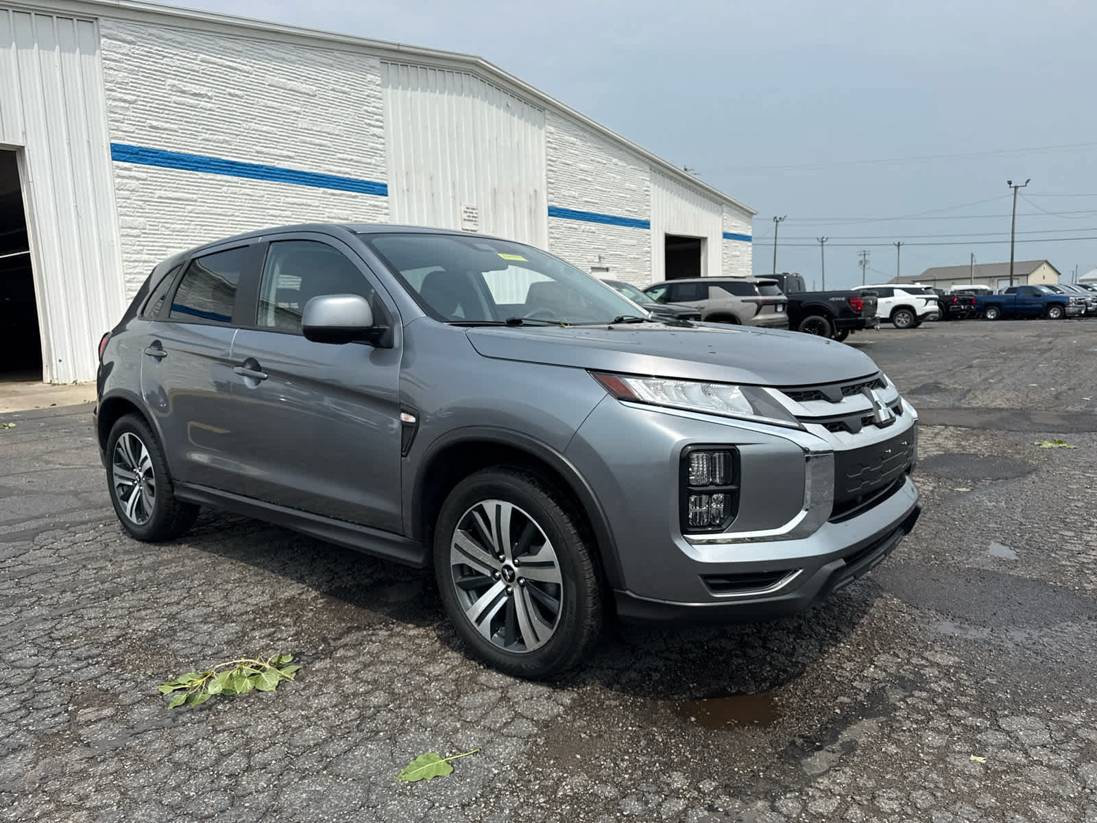 Used 2024 Mitsubishi Outlander Sport ES AWD/4WD image 7