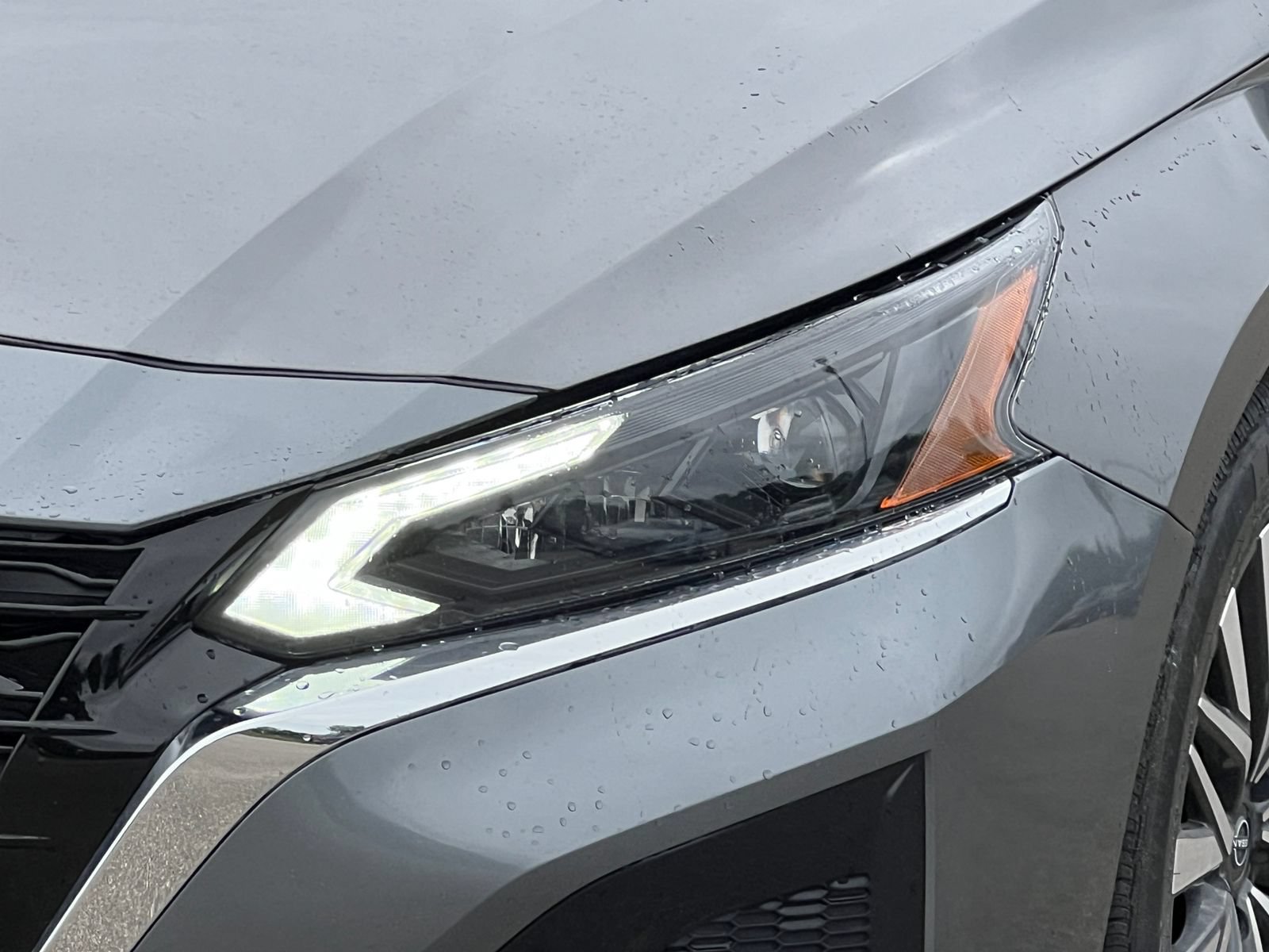 Used 2024 Nissan Altima 2.5 SV FWD image 32