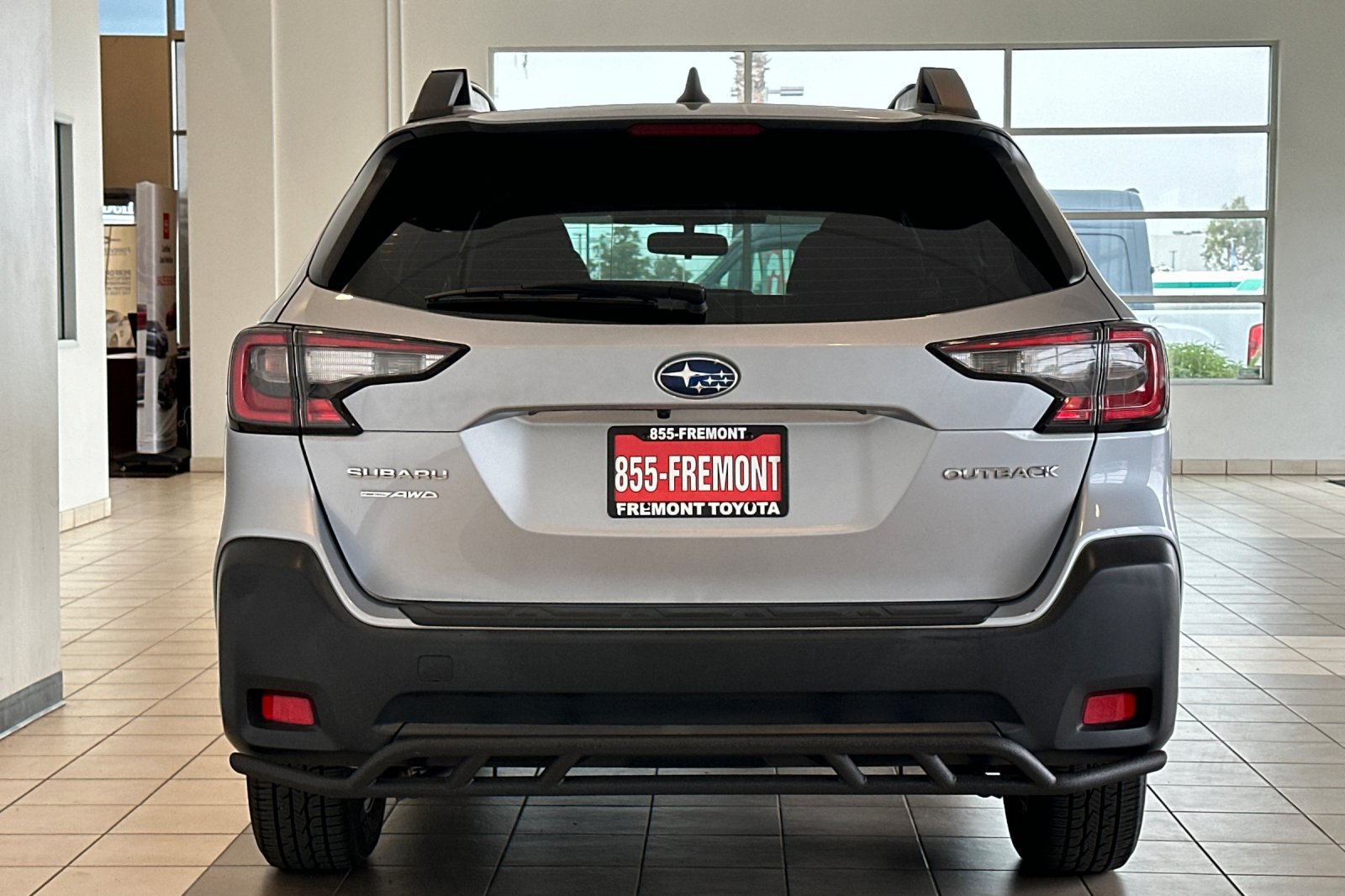Used 2023 Subaru Outback AWD/4WD image 5