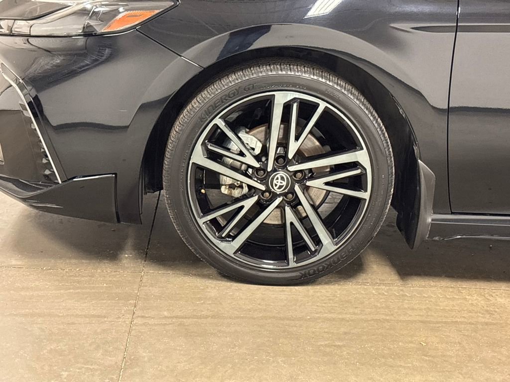 Used 2025 Toyota Camry XSE image 11