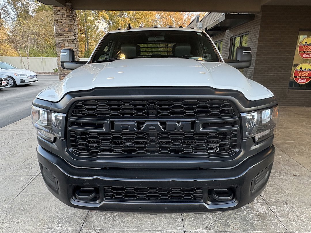Used 2023 RAM 3500 Tradesman image 5