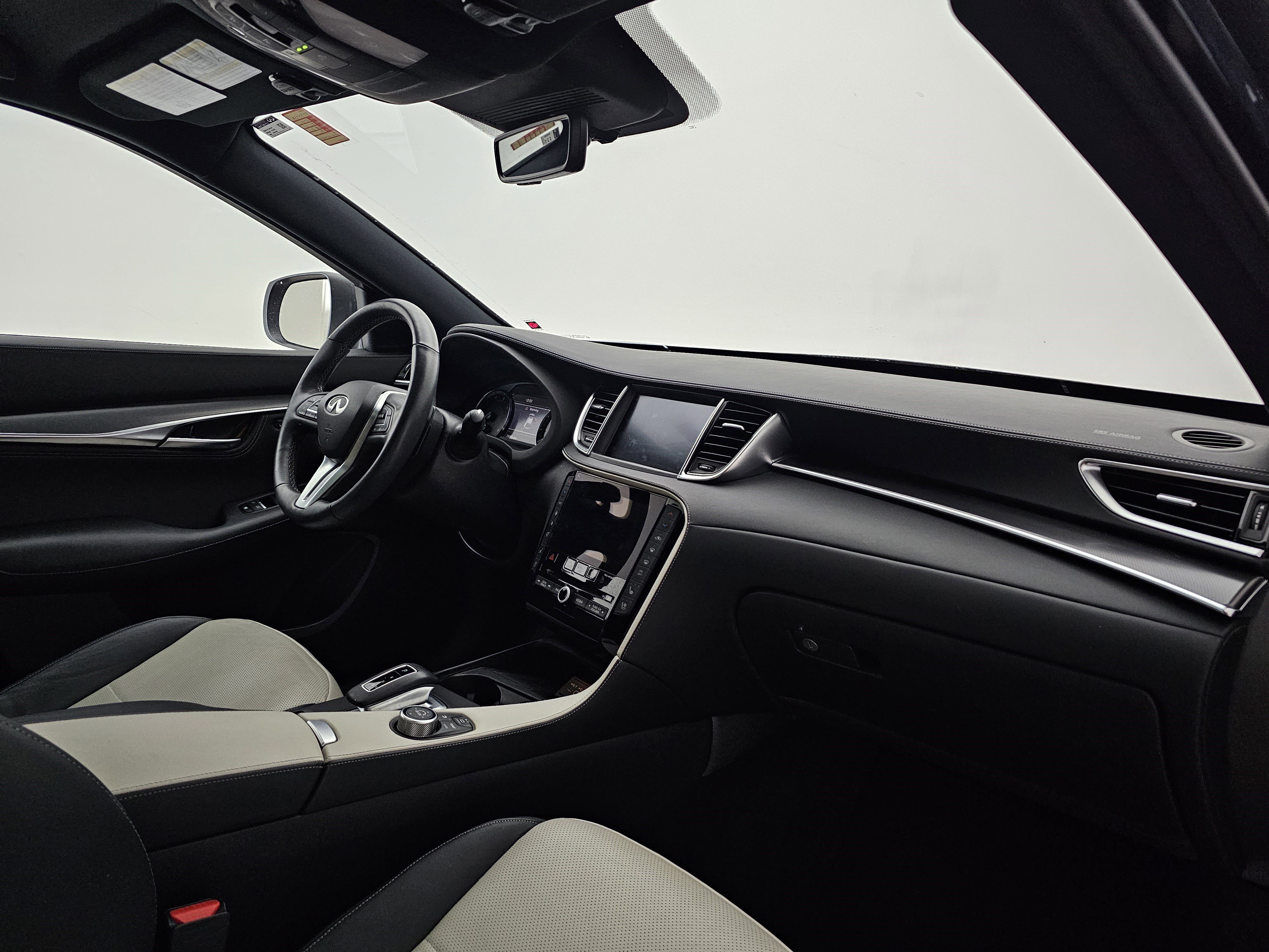 Used 2024 INFINITI QX55 Essential image 13