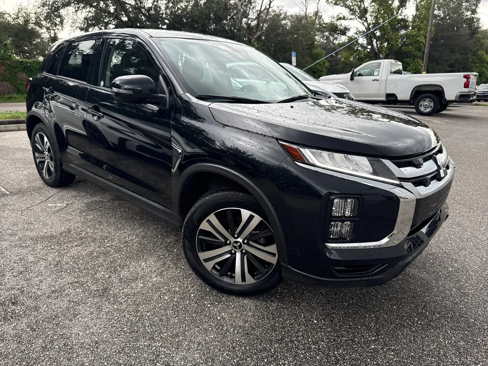 Used 2025 Mitsubishi Outlander Sport SE AWD/4WD image 6