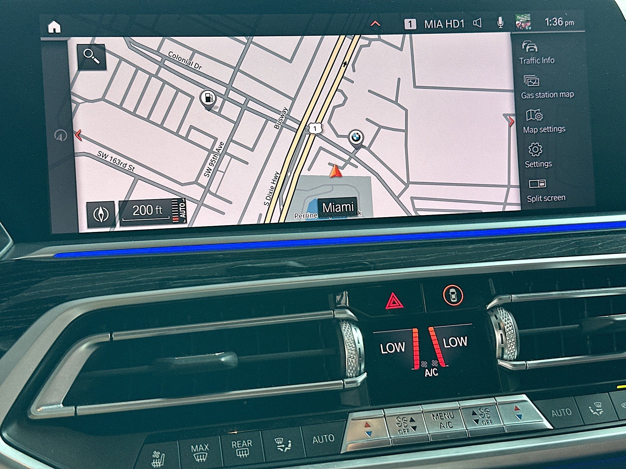 Used 2020 BMW X7 M50i w/ Dynamic Handling Package image 13