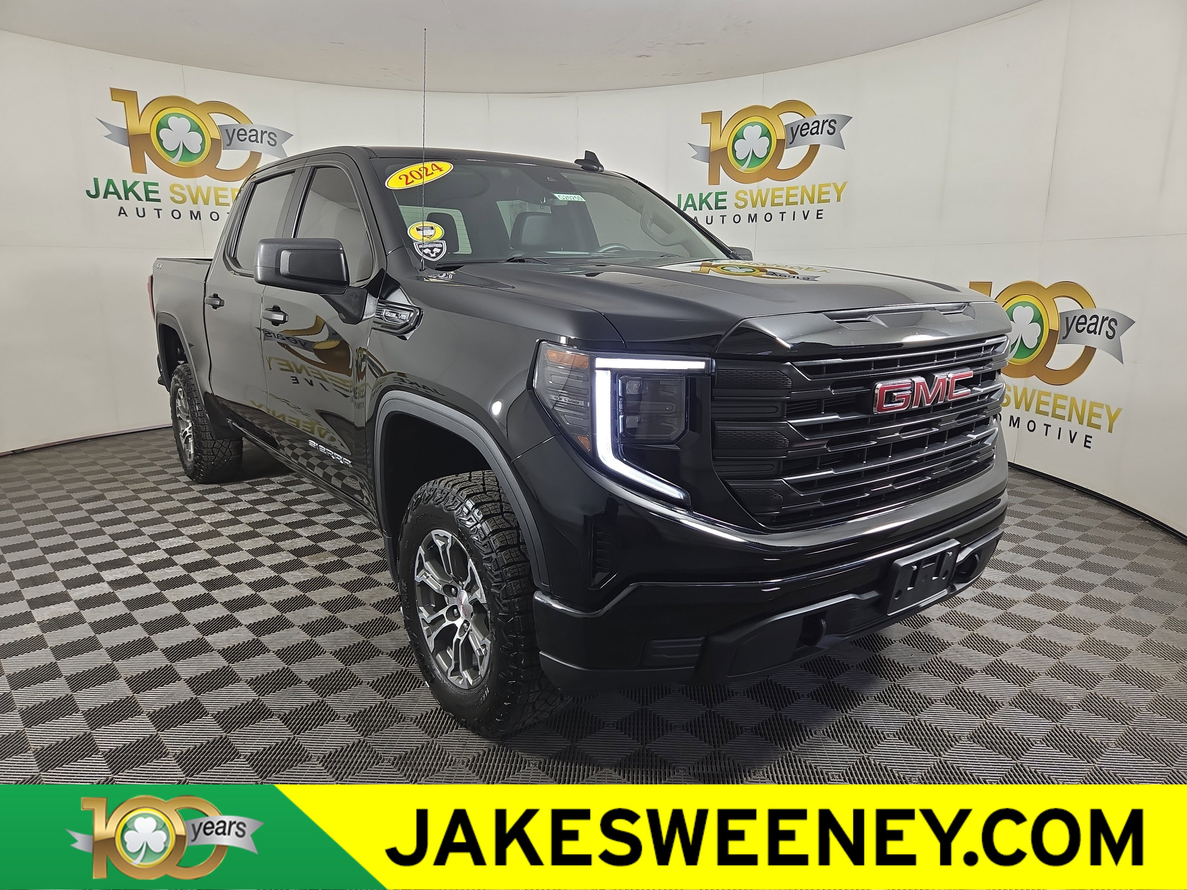 Certified 2024 GMC Sierra 1500 Pro w/ Graphite Edition AWD/4WD image 1