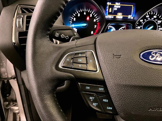 Used 2017 Ford Escape Titanium w/ Equipment Group 301A AWD/4WD image 17