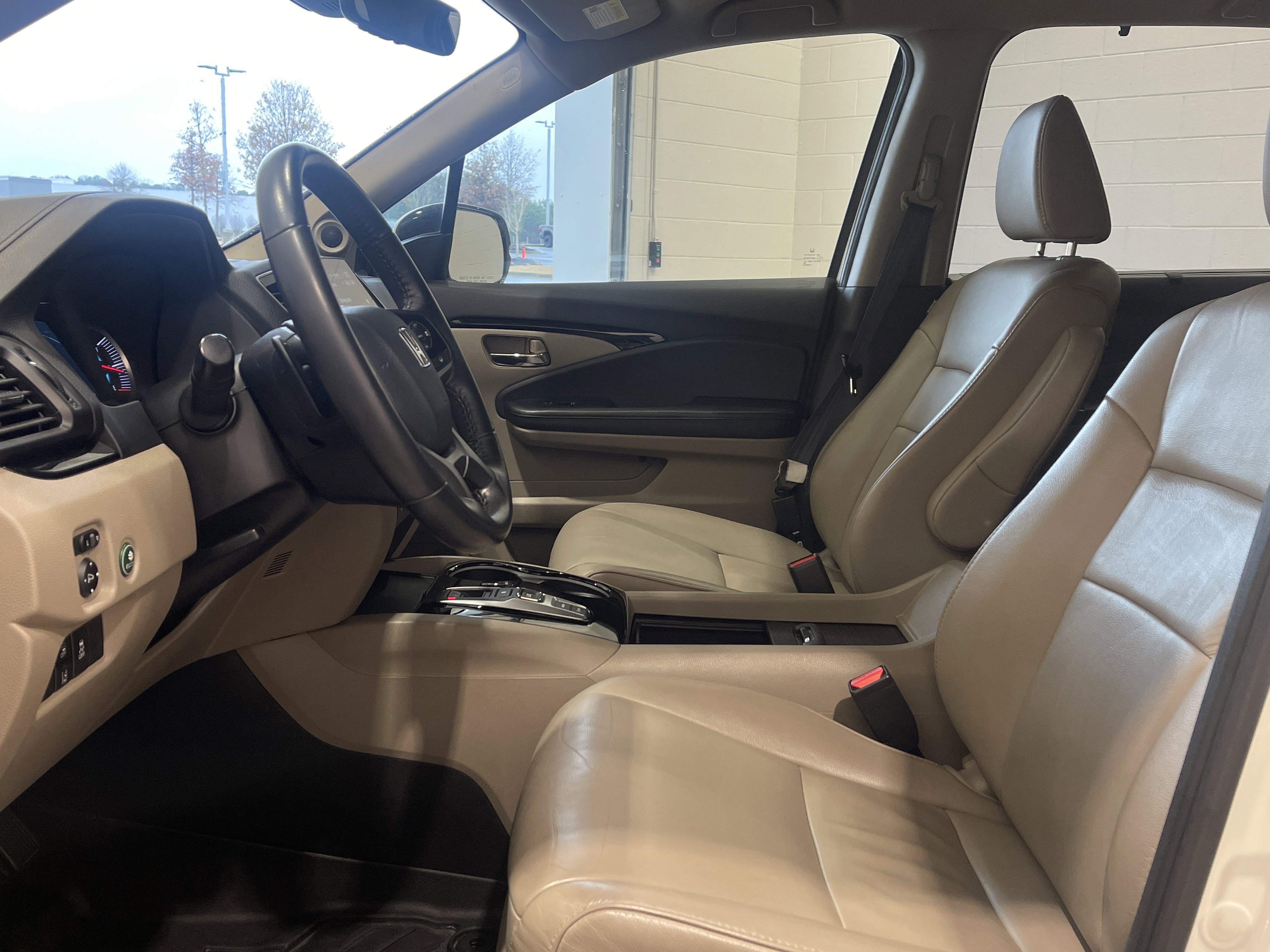 Certified 2019 Honda Pilot Touring image 24