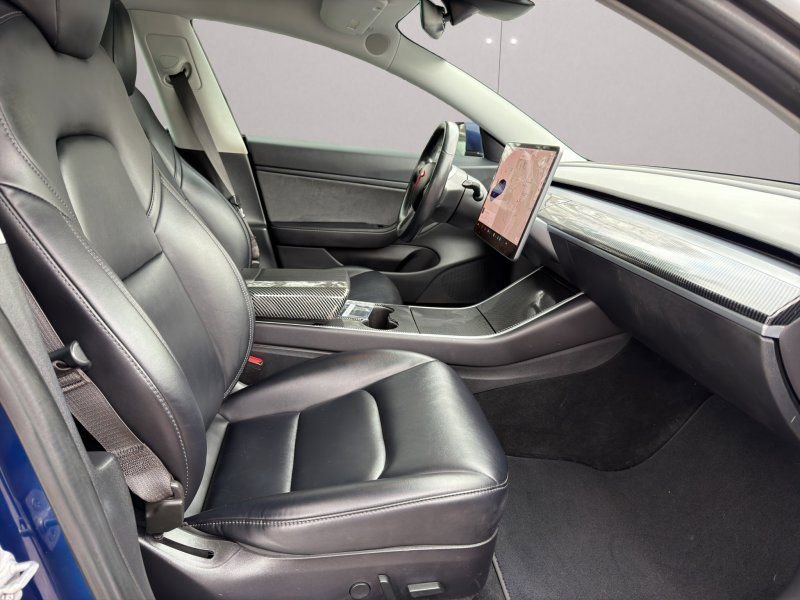 Used 2018 Tesla Model 3 Long Range image 13