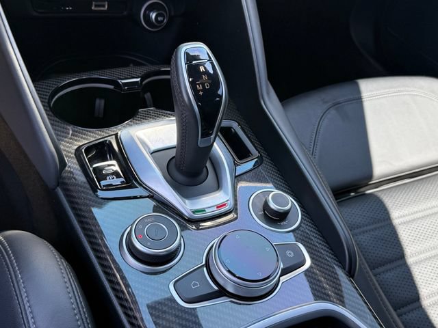 Used 2022 Alfa Romeo Giulia Quadrifoglio w/ Active Assist Plus Package RWD image 21