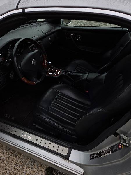 Used 2004 Mercedes-Benz SLK 320 image 11