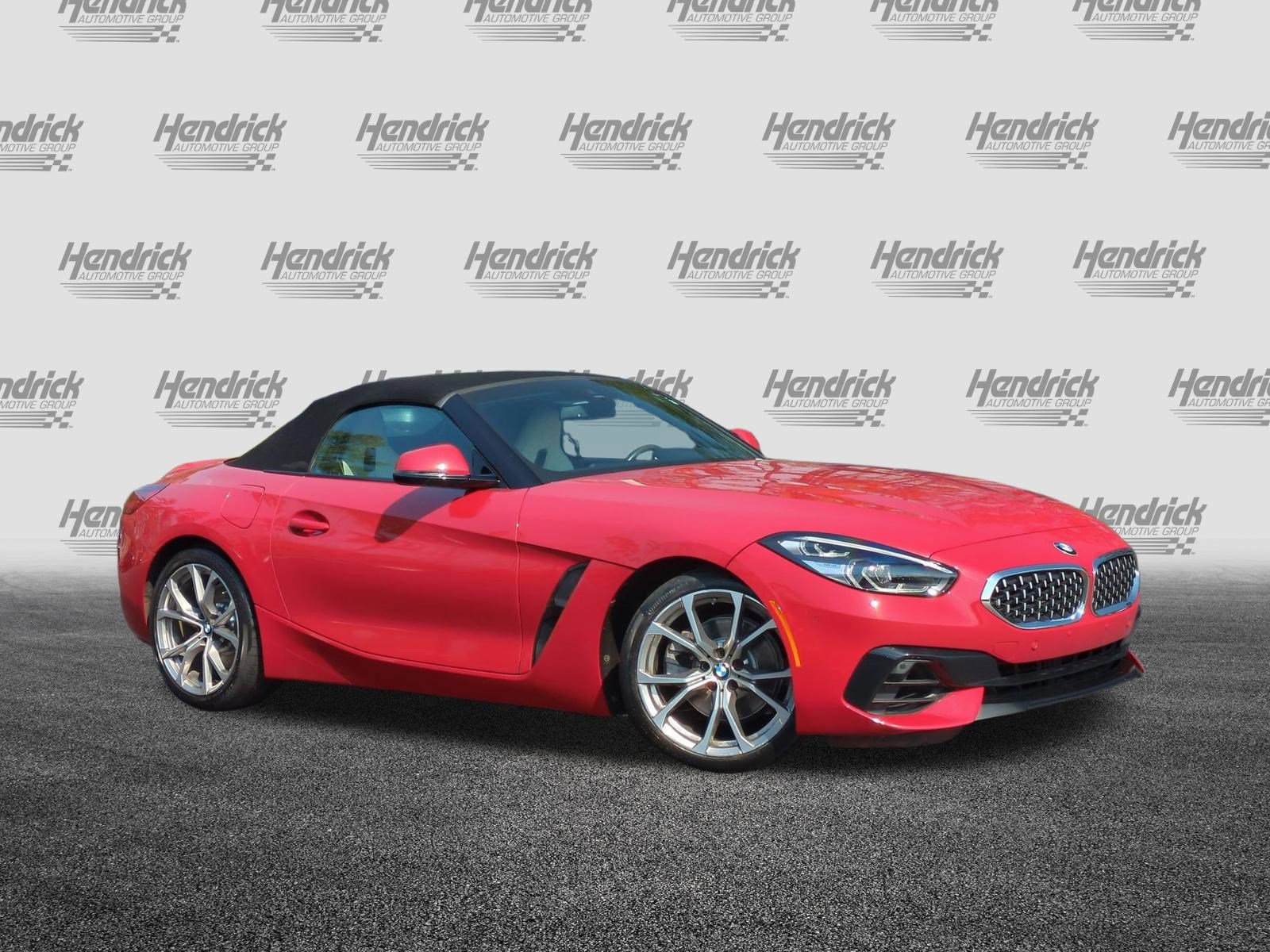 Used 2020 BMW Z4 sDrive30i w/ Premium Package image 2