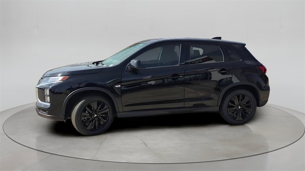 Used 2025 Mitsubishi Outlander Sport LE image 1