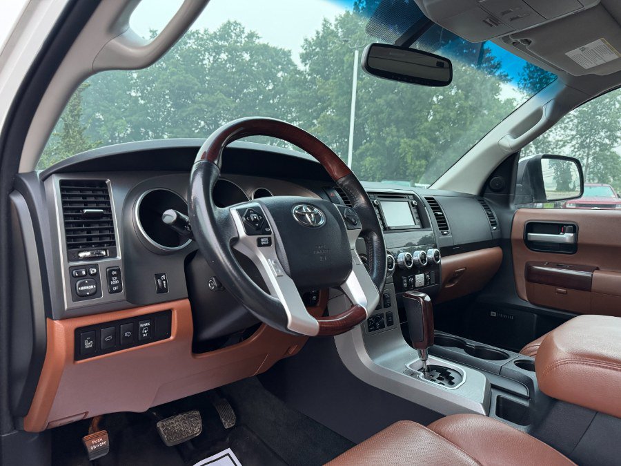 Used 2016 Toyota Sequoia Platinum AWD/4WD image 14