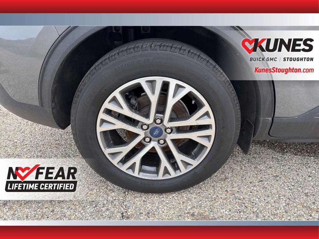 Used 2022 Ford Escape SEL image 14