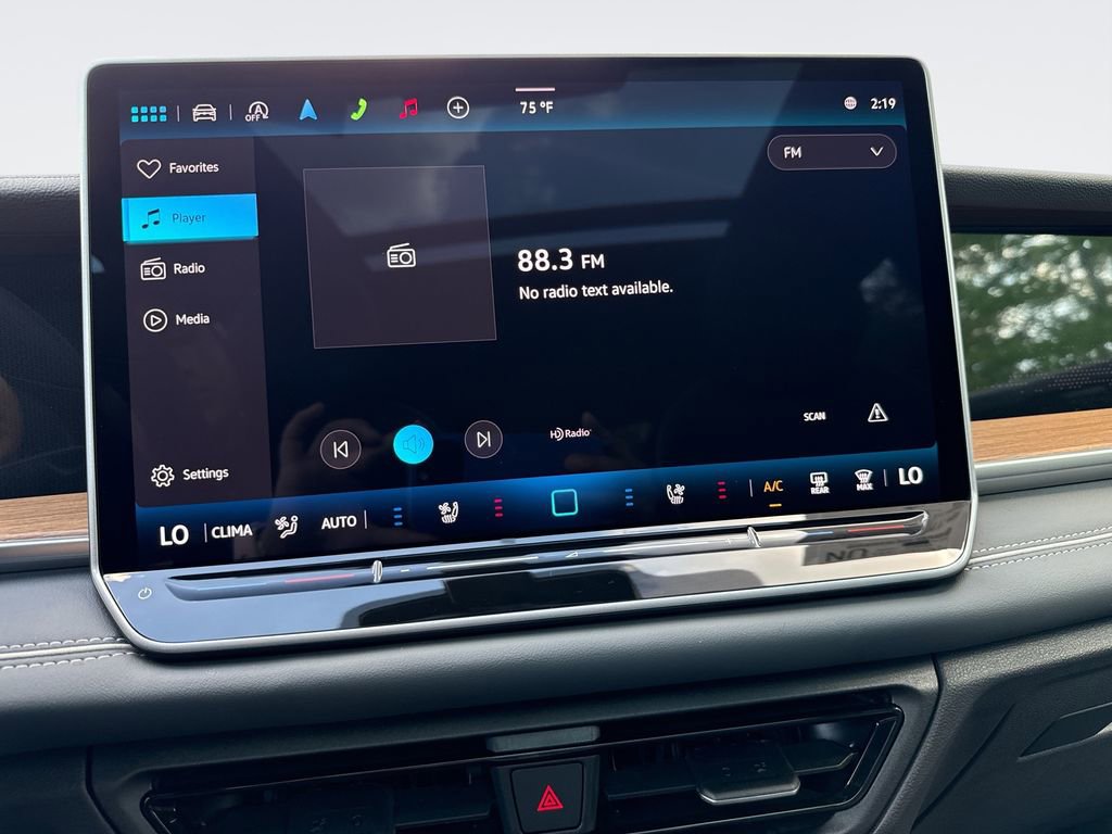 New 2026 Volkswagen Tiguan SEL R-Line AWD/4WD image 12