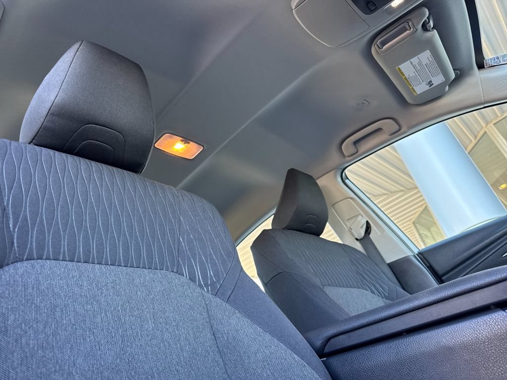 Used 2025 Toyota Camry LE FWD image 17