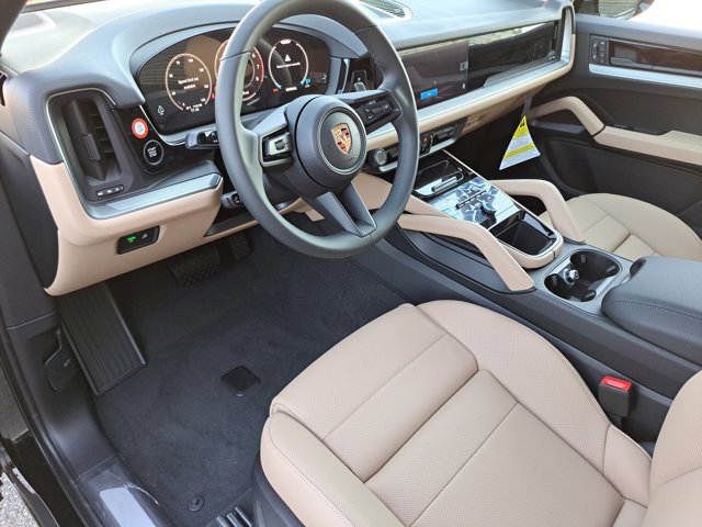 New 2026 Porsche Cayenne image 25
