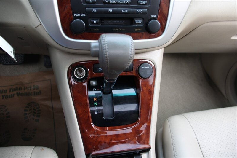 Used 2007 Toyota Highlander Limited AWD/4WD image 8