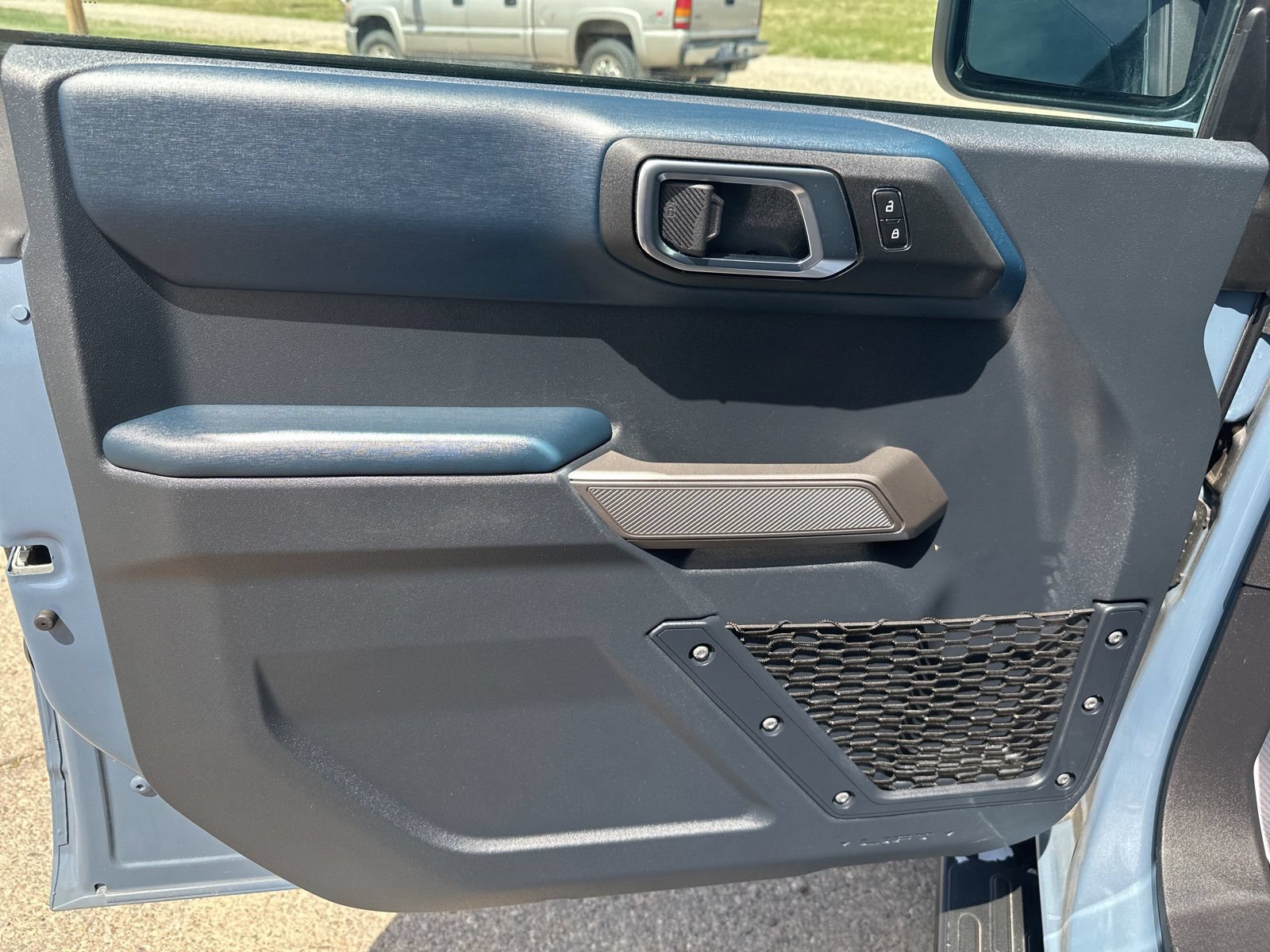 Used 2023 Ford Bronco Outer Banks AWD/4WD image 9