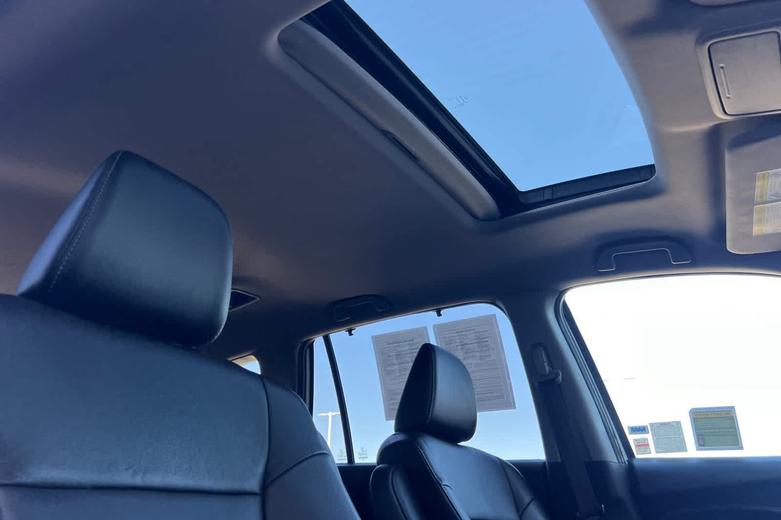 Used 2021 Honda Pilot Special Edition image 19