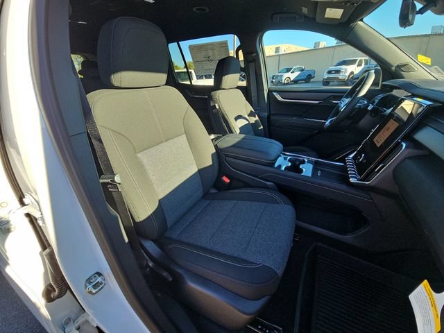 New 2026 GMC Acadia Elevation w/ LPO, Floor Liner Package AWD/4WD image 18