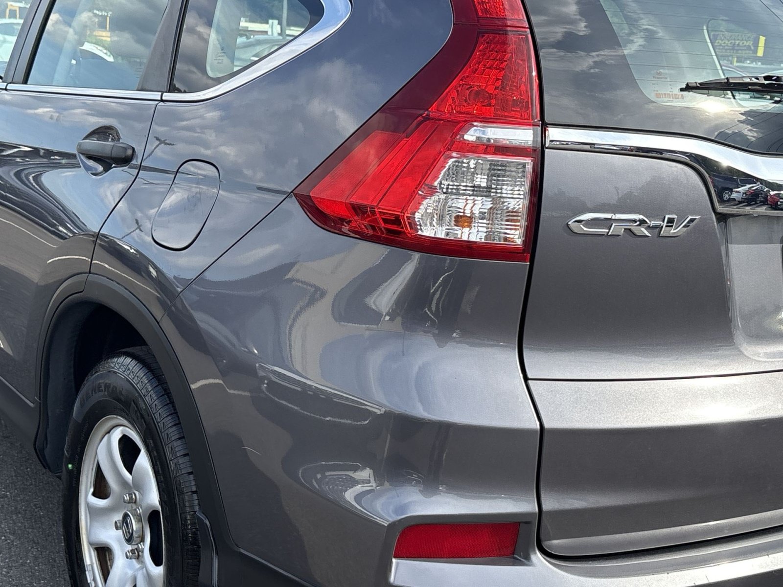 Used 2016 Honda CR-V LX image 16