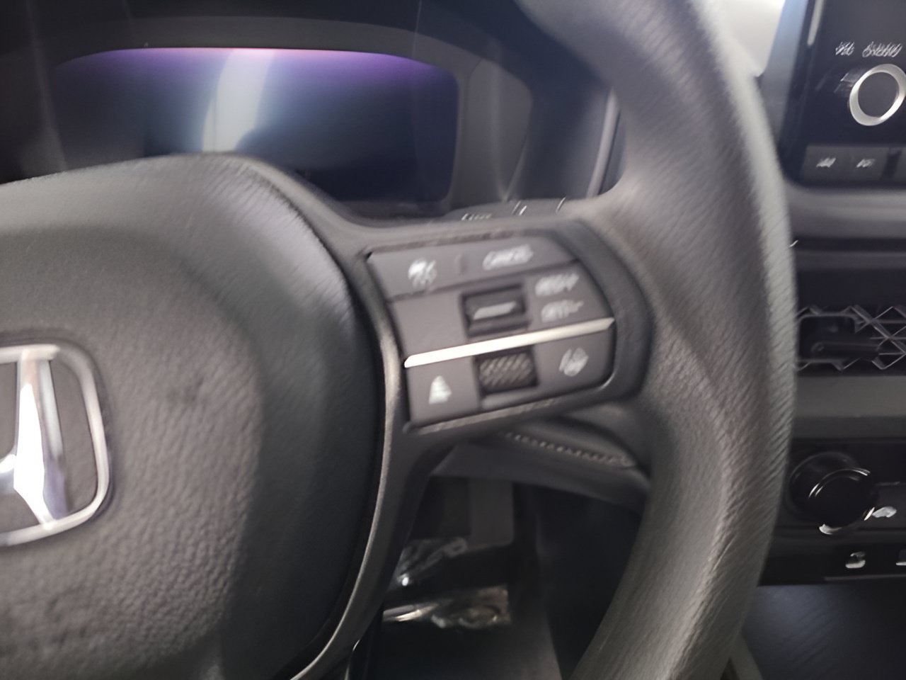 Used 2025 Honda Accord LX image 24