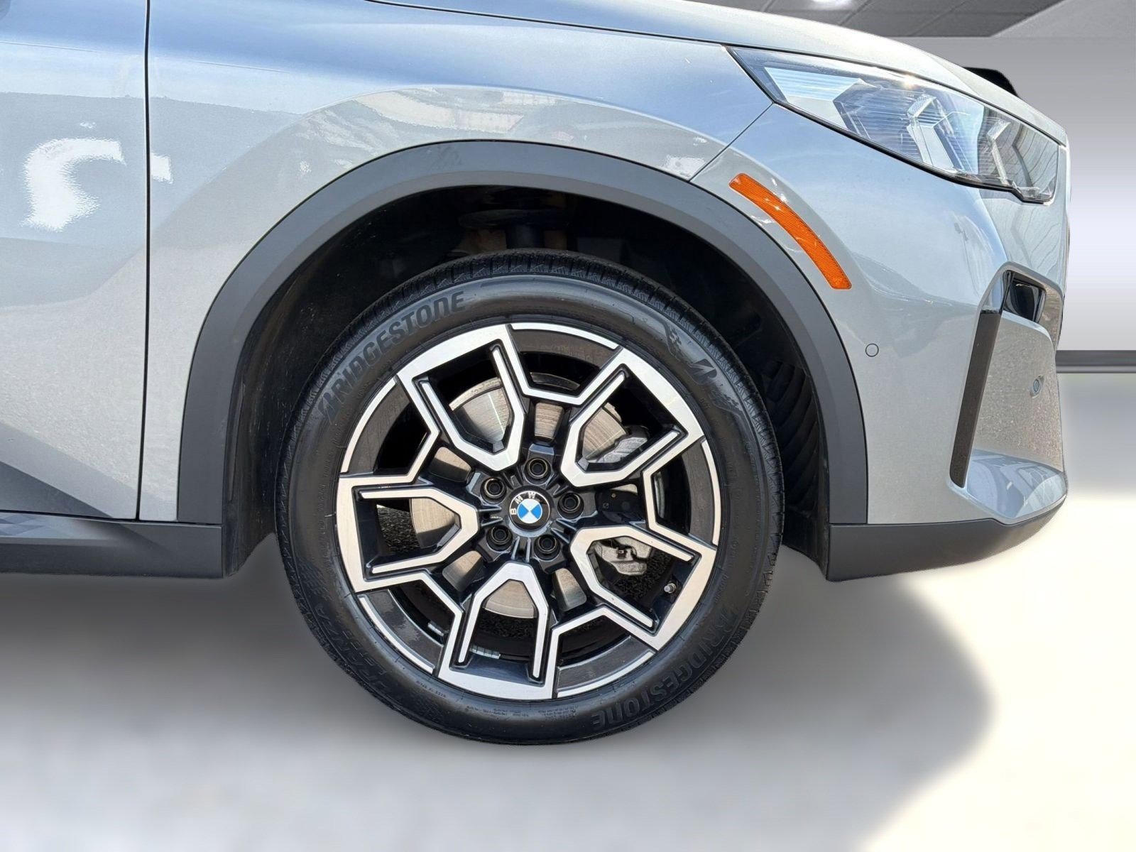 Certified 2025 BMW X2 xDrive28i image 12