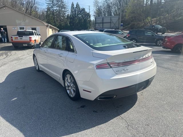 Used 2014 Lincoln MKZ image 5