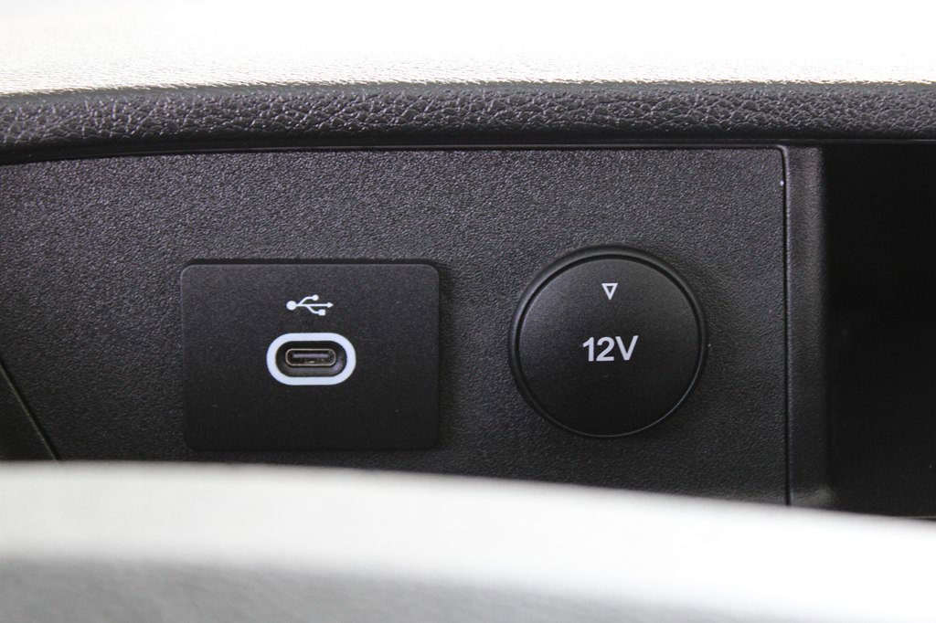 Used 2024 Ford Transit 250 148 Medium Roof w/ Load Area Protection Package image 20